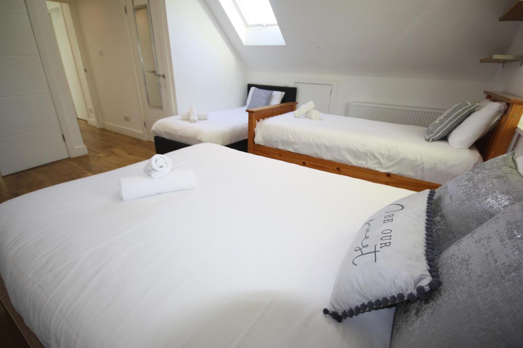 Four Corners Holiday Home Hot Tub & Sauna Ferndown Kültér fotó